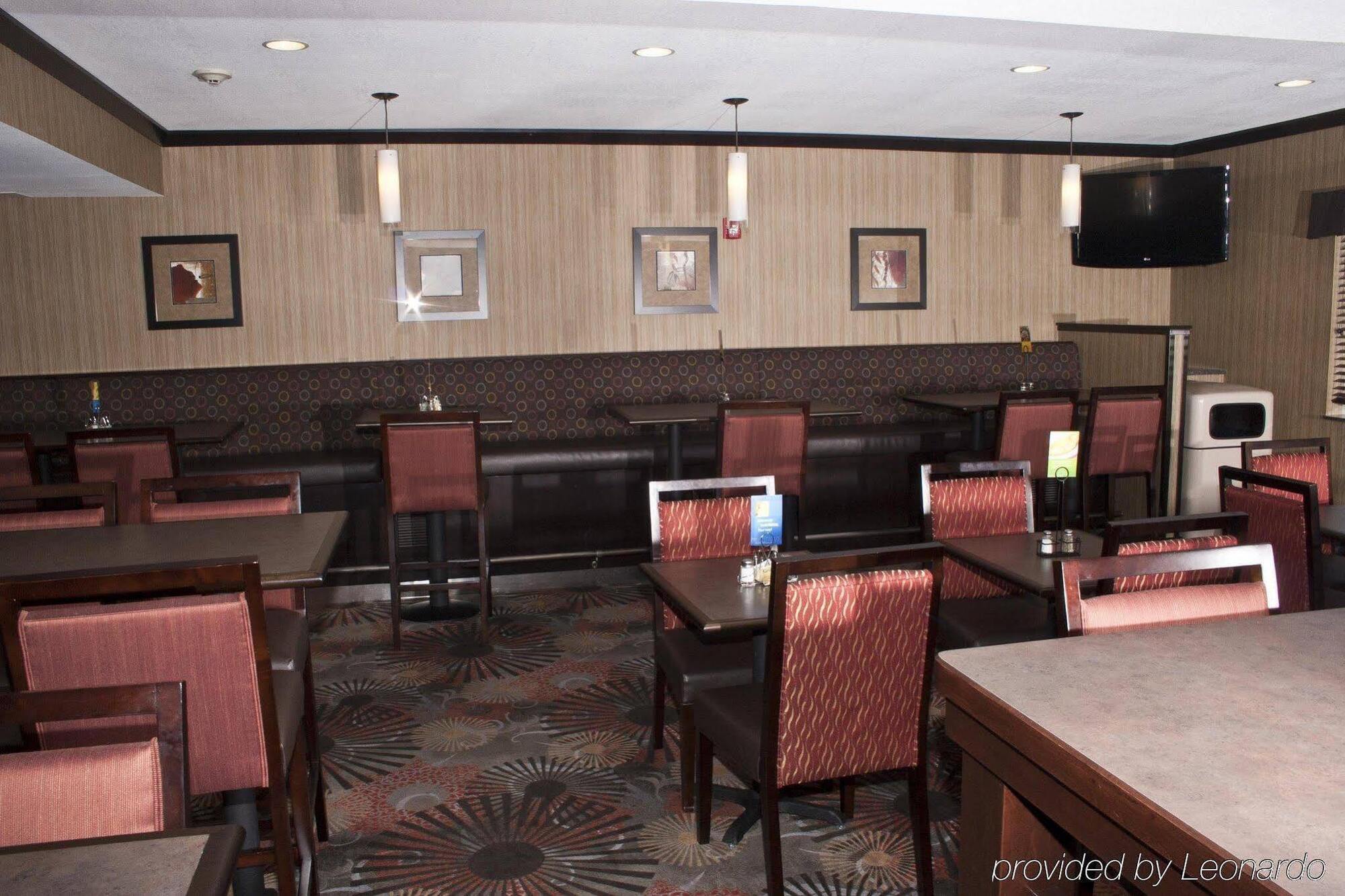 Holiday Inn Express Casper I-25 By Ihg Exterior foto