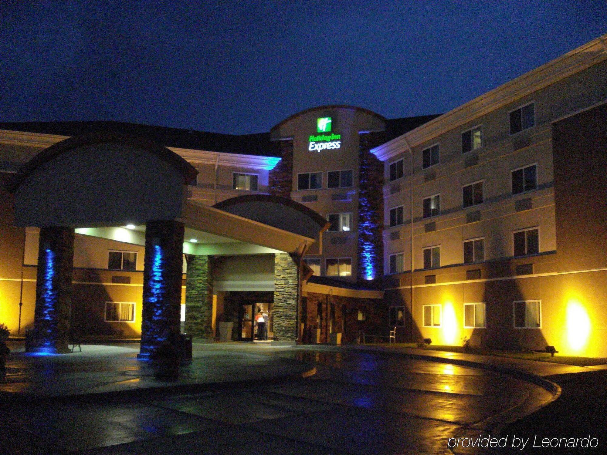 Holiday Inn Express Casper I-25 By Ihg Exterior foto
